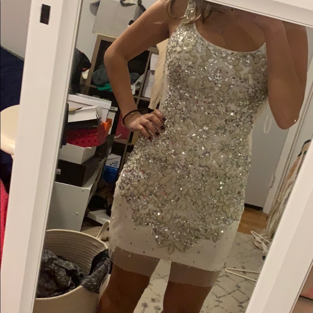 Stunnning white beaded Adrianna papel dress